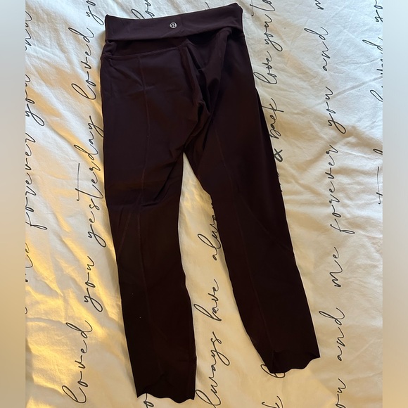 Lululemon Wunder Under Crop Roll Down Scallop Full-On Luxtreme 23” Plum Shadow - Picture 6 of 7